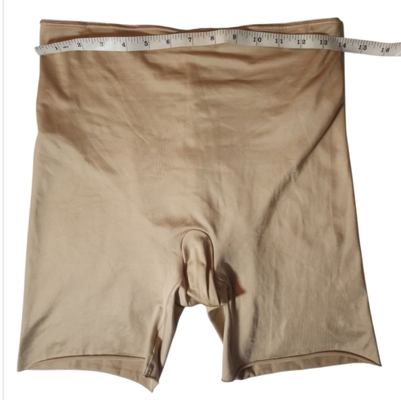 Spanx Simplicity Shapewear Shorts Nude Sz L Lightweight Summer Smoothing Bottoms - Picture 9 of 10